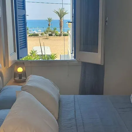 Apartment G&e Harbour View Lachi
